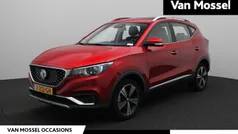Gebruikt 2020 MG ZS Luxury Sedan | € 15.490 (Eerlijke prijs)