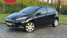 Zwart Gebruikt 2010 Ford Fiesta Titanium Hatchback | € 4.450 (Eerlijke prijs)