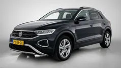 Zwart Gebruikt 2022 VW T-Roc Edition SUV | € 28.395 (Goede deal)