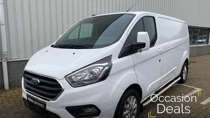 Occasion 2023 Ford Transit Custom Limited Van | € 26.950 (Goede deal)