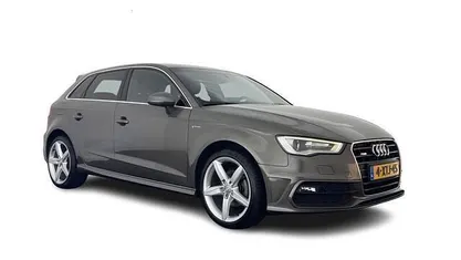 Grijs (metallic) Gebruikt 2014 Audi A3 Sportback g-tron Ambition Hatchback | € 7.445 (Eerlijke prijs)