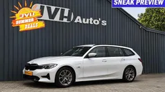 Wit Gebruikt 2022 BMW 330e Sport Line Stationwagen | € 28.750 (Super prijs)