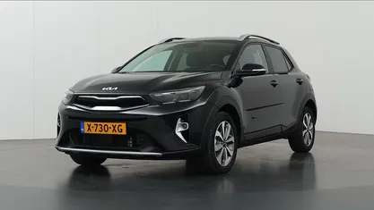 Gebruikt 2024 Kia Stonic SUV | € 21.935 (Eerlijke prijs)
