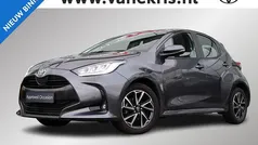 Grijs Gebruikt 2023 Toyota Yaris Hatchback | € 20.840 (Eerlijke prijs)