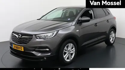 Occasion 2019 Opel Grandland X Innovation SUV | € 12.940 (Eerlijke prijs)