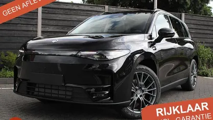 Zwart Gebruikt 2025 Leapmotor C10 SUV | € 36.949 (Eerlijke prijs)