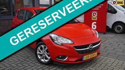Rood Occasion 2015 Opel Corsa Color Edition Hatchback | € 7.945 (Eerlijke prijs)