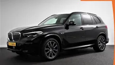 Zwart Gebruikt 2021 BMW X5 Executive SUV | € 64.890 (Goede deal)