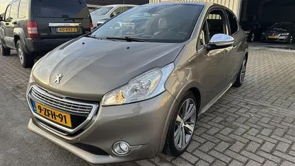 Occasion Peugeot 208 GT-line 110 PK (80 kW) 2015 Hatchback