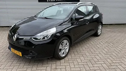 Zwart Gebruikt 2014 Renault Clio GrandTour Expression Stationwagen | € 5.900 (Eerlijke prijs)
