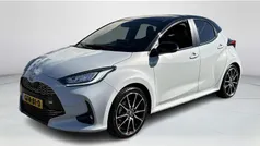 Grijs Gebruikt 2024 Toyota Yaris Hybrid Sport Hatchback | € 31.900 (Super prijs)