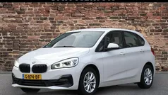 Wit Gebruikt 2019 BMW 218 Executive Stationwagen | € 17.945 (Super prijs)