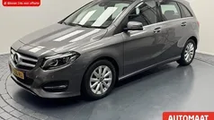 Grijs Gebruikt 2017 Mercedes B180 Business MPV | € 17.500 (Eerlijke prijs)