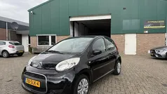 Zwart Gebruikt 2011 Citroën C1 SELECTION Hatchback | € 2.150 (Eerlijke prijs)