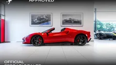 Rood Nieuw 2024 Ferrari 296 Cabriolet | € 430.000