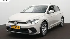 Grijs Gebruikt 2024 VW Polo Business Hatchback | € 23.900 (Eerlijke prijs)