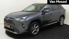 Gebruikt 2020 Toyota RAV4 Executive SUV | € 34.940 (Eerlijke prijs)