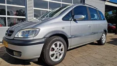 Grijs Gebruikt 2004 Opel Zafira Elegance MPV | € 1.499 (Eerlijke prijs)