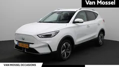 Wit Gebruikt 2022 MG ZS Comfort Sedan | € 18.900 (Eerlijke prijs)