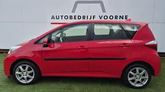 Rood Gebruikt 2014 Toyota Verso-S MPV | € 7.345 (Super prijs)