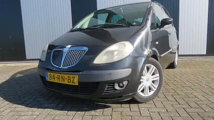 Occasion Lancia Musa 95 PK (69 kW) 2005 Zwart MPV