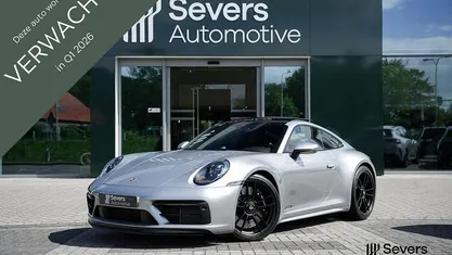 Zilver Occasion 2024 Porsche 911 Carrera 4 GTS Coupé | € 199.888 (Eerlijke prijs)