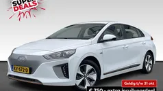 Wit Gebruikt 2017 Hyundai Ioniq Comfort Sedan | € 10.830 (Eerlijke prijs)