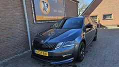 Grijs Gebruikt 2020 Skoda Octavia Business Line Stationwagen | € 17.995 (Eerlijke prijs)