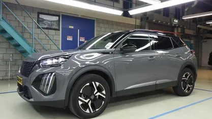 Gebruikt 2024 Peugeot e-2008 GTi SUV | € 25.895 (Eerlijke prijs)