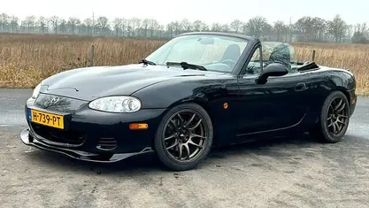Occasion Mazda MX5 145 PK (106 kW) 2002 Zwart Cabriolet