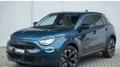 Blauw Nieuw 2025 Fiat 600 La Prima SUV | € 33.900 (Goede deal)