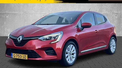 Rood Gebruikt 2019 Renault Clio IV Intens Hatchback | € 12.950 (Eerlijke prijs)