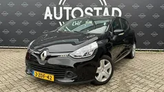 Zwart Gebruikt 2013 Renault Clio IV Dynamique Hatchback | € 6.995 (Eerlijke prijs)