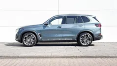 Blue ridge mountainmetallic Gebruikt 2023 BMW X5 Performance SUV | € 97.900 (Eerlijke prijs)