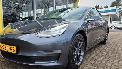 Occasion 2019 Tesla Model 3 Long Range AWD Sedan | € 18.999 (Eerlijke prijs)