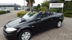 Zwart Gebruikt 2007 Renault Mégane Cabriolet Authentique Cabriolet | € 2.495 (Eerlijke prijs)