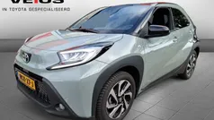 Groen Gebruikt 2024 Toyota Aygo Premium Hatchback | € 22.250 (Eerlijke prijs)