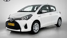 Gebruikt 2015 Toyota Yaris Hybrid Hatchback | € 13.225 (Eerlijke prijs)