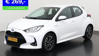 Gebruikt 2021 Toyota Yaris Hybrid Hatchback | € 21.490 (Eerlijke prijs)