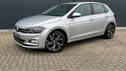 Grijs Occasion 2018 VW Polo Comfortline Hatchback | € 11.335 (Eerlijke prijs)