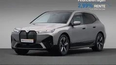Grijs Gebruikt 2023 BMW iX Executive SUV | € 54.880 (Eerlijke prijs)