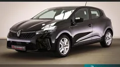 Gebruikt 2024 Renault Clio V Evolution Hatchback | € 19.895 (Eerlijke prijs)