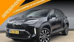 Zwart Gebruikt 2022 Toyota Yaris Cross SUV | € 26.945 (Eerlijke prijs)