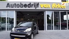 Zwart Gebruikt 2011 Peugeot 107 Hatchback | € 3.195 (Eerlijke prijs)
