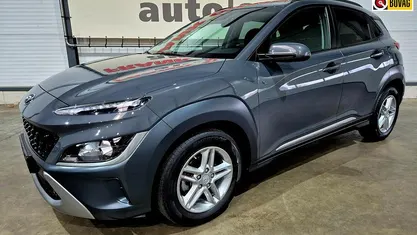 Grijs Gebruikt 2023 Hyundai Kona Comfort SUV | € 23.950 (Eerlijke prijs)