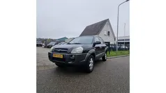 Zwart Gebruikt 2005 Hyundai Tucson Dynamiq SUV | € 3.750 (Eerlijke prijs)