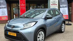 Gebruikt 2024 Toyota Aygo Play Hatchback | € 17.939 (Eerlijke prijs)