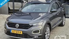 Gebruikt 2018 VW T-Roc Executive SUV | € 25.949 (Eerlijke prijs)