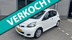 Wit Gebruikt 2011 Toyota Aygo Cool Hatchback | € 4.450 (Eerlijke prijs)
