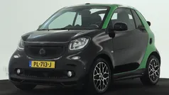 Zwart Gebruikt 2017 Smart ForTwo Electric Drive Prime Cabriolet | € 10.950 (Goede deal)